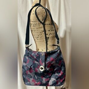 Floral Black and Red Women's Baggallini